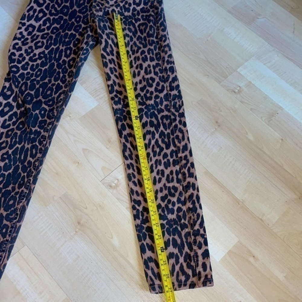 Zara leopard print jeans size 6 gently preloved - Picture 8 of 10